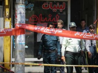 یک نفر در بمبگذاری در یک کتابفروشی در ارومیه کشته شد