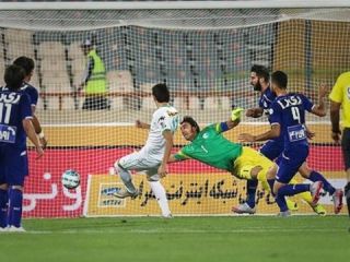 هفته سوم لیگ: شکست استقلال و سقوط پرسپولیس به رده آخر