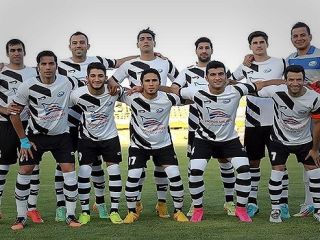 این عجیب ترین لباس لیگ برتر ایران است؟