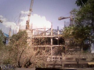 زمین متعلق به مردم تهران، به کام برجسازان رفت/ شهرداری زمین اهدایی را فروخت؟