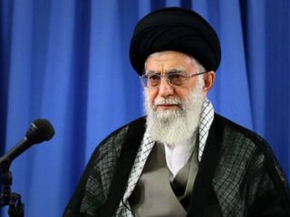 رهبر ایران: راه نفوذ آمریکا را پس از توافق جامع می‌بندیم