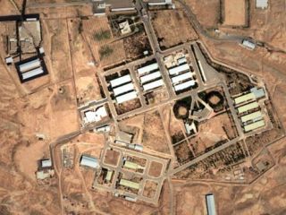 آسوشیتدپرس: آژانس اتمی به ایران اجازه می دهد برای بازرسی پارچین از کارشناسان خود استفاده کند