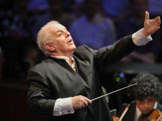 وزیر فرهنگ اسرائیل: اگر ارکستر فیلارمونیک برلین به ایران برود، شکایت می‌کنیم