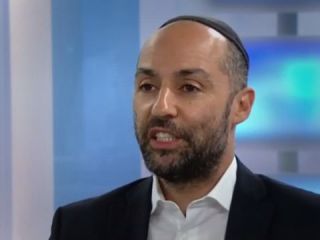 «شیندلر یهودی» ده‌ها زن ایزدی و آشوری را نجات داد