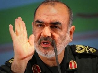 سلامی: آماده‌ایم تا منافع آمریکا را به آتش بکشیم