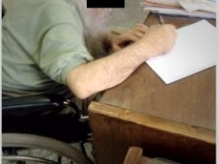 شلیک دردناک پدر به پسر افیونی