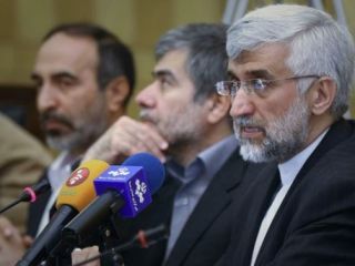 جلیلی: در تنظیم برجام از ۱۰۰ حق مسلم ایران صرف نظر شده است