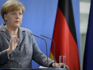آنگلا مرکل: موج پناهجویان آلمان را دچار تغییر خواهد کرد