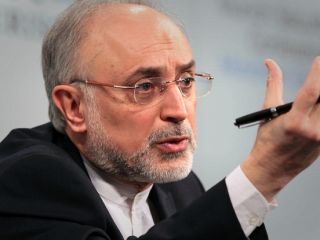 صالحی: می گویند حق غنی سازی و ... را ما گرفتیم، خب اگر اینطور است، سند را هم انجا امضا می کردید