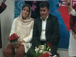 جشن عقد یک کارتن خواب با دختری تحصیلکرده