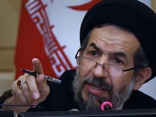 اعتراض ابوترابی به صداوسیما: چرا فقط وقتی جلیلی هست، دوربین ها می آیند