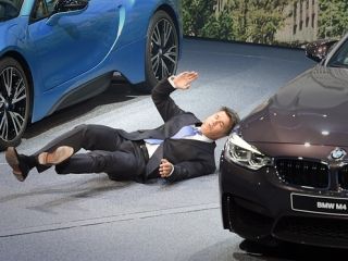 رییس «بی ام و» غش کرد!