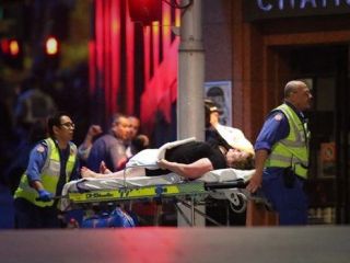 مرد استرالیایی با خوردن مورچه شش روز در بیابان زنده ماند