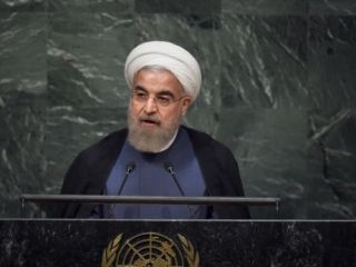 روحانی: ایران در سوریه و یمن از «حکومت اکثریت» دفاع می‌کند