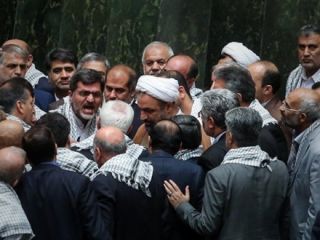 تکلیف نمایندگانی که آداب سخنوری را نمی دانند، در اسفند امسال مشخص می شود؟