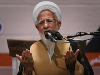 آیت الله جوادی آملی: اختلاس و سوء مدیریت کمر نظام را شکسته اند