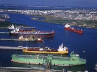 کشتی‌های ایرانی در بنادر آمریکا پهلو می‌گیرند