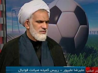 دلال معروف فوتبال ایران دستگیر شد