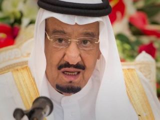 ملک سلمان انتقادها از نحوه برگزاری حج را «غیرمسئولانه» خواند‎