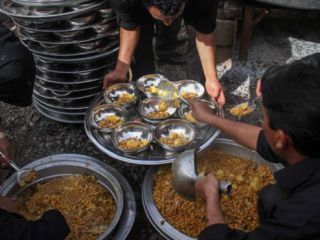 بیش از ۲۴۰ نفر در کرمان 'با غذای نذری' مسموم شدند