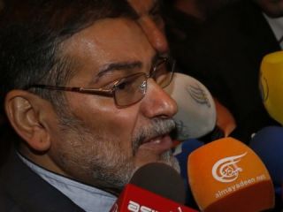 شمخانی: توان دفاعی خود را تحت هیچ‌گونه تهدیدی متوقف نمی‌کنیم