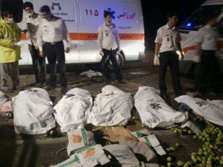 تصادفی در اتوبان قم که ۲۰ کشته داشت/ حال مصدومان وخیم است