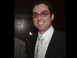 بازداشت دلال بزرگ نفتی و مرد پشت‌پرده «نایاک» در ایران