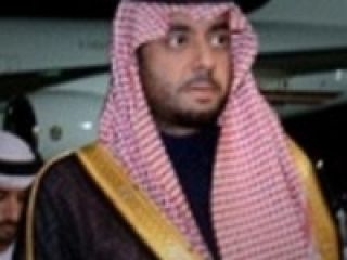 گزارش روزنامه دیلی‌میل از عمل شنیع شاهزاده سعودی در پیش چشمان کارکنان زن