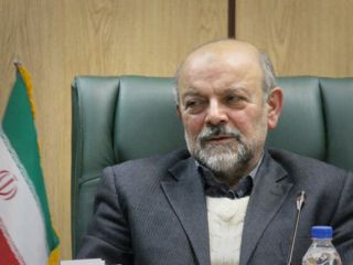 تیغ زدن وزیر سابق بهداشت در خیابان‌های تهران