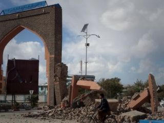 زلزله‌ای به بزرگی ۷٫۵ ریشتر افغانستان، پاکستان و هند را لرزاند