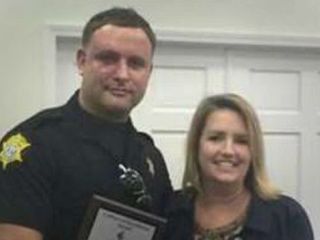 پلیس مسئول رفتار خشن با دانش آموزی در آمریکا اخراج شد