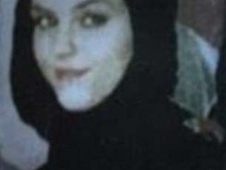 زیبای تروریست با لبخند مونالیزا