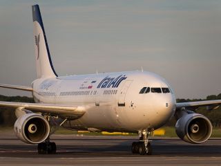 وقتی هواپیما به جای آنتالیا در فرودگاه نظامی می نشیند