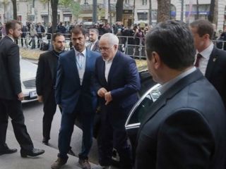 میرعبداللهیان موافقت ایران با کنار رفتن بشار اسد از قدرت را تکذیب کرد