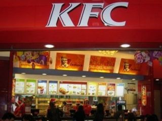 اولین 'شعبه رسمی' رستوران آمریکایی کی‌اف‌سی در ایران افتتاح شد + عکس