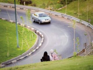 فرار دختران دانشجو از خانه با سودای سفر به خارج