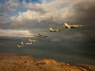 بزرگ‌ترین مانور هوایی تاریخ ارتش اسراییل برگزار شد + عکس