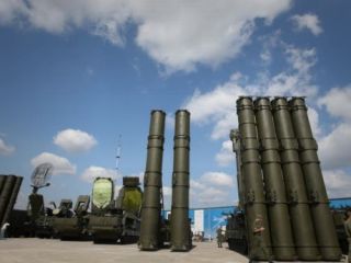 ایران و روسیه قرارداد تحویل سامانه «اس- ۳۰۰» را امضاء کردند