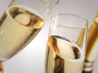 شامپاین اسلامی هم به بازار آمد: به سلامتی آقای ظریف