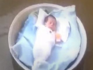 نجات جان نوزاد به سبک حضرت موسی