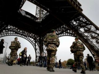 'سه تیم هماهنگ' حملات پاریس را انجام دادند + ویدیو