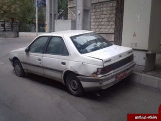 خودروی دولتی رها شده در خیابان دولت!