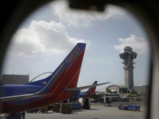 مکالمه به زبان عربی پرواز یک هواپیمای آمریکایی را مختل کرد