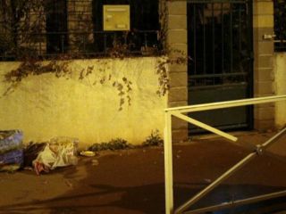 'کمربند انتحاری' در جنوب پاریس پیدا شد