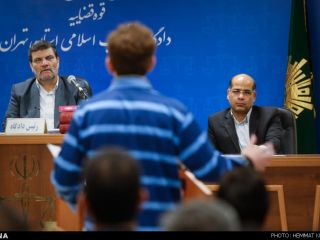 مشاجره وکیل بابک زنجانی با نماینده دادستان: هر چقدر از خدمات موکلم می گویم، بازهم می گویید او قصد فریب مسئولان را داشته