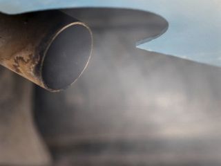 نوجوان ۱۷ ساله بر اثر استنشاق دود اگزوز ماشین جان باخت