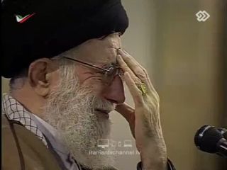 مداحی ترکی در حضور آیت الله خامنه ای به مناسبت اربعین - وبدیو