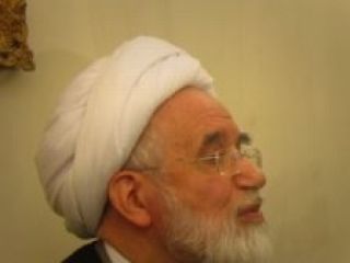 «عیادت برادر رئیس جمهور» از مهدی کروبی پس از عمل جراحی