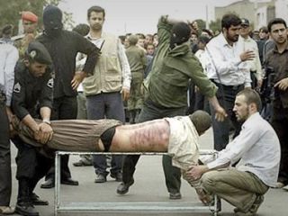 برخی از قوانین ایران چندان تفاوتی با قوانین داعش ندارند