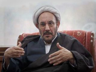 یونسی: جمعی خودفروخته در حرکت کثیفی در آذربایجان شعار خلیج ع.ر.ب.ی سردادند